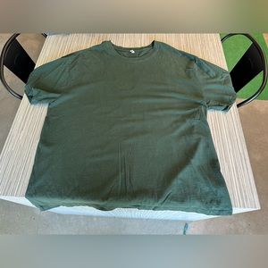 Essentials green tee